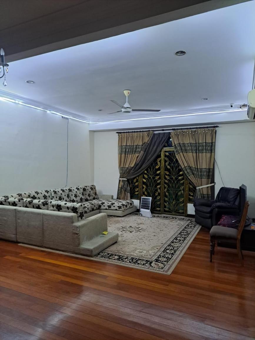 Villa Shamir Сепанг Экстерьер фото